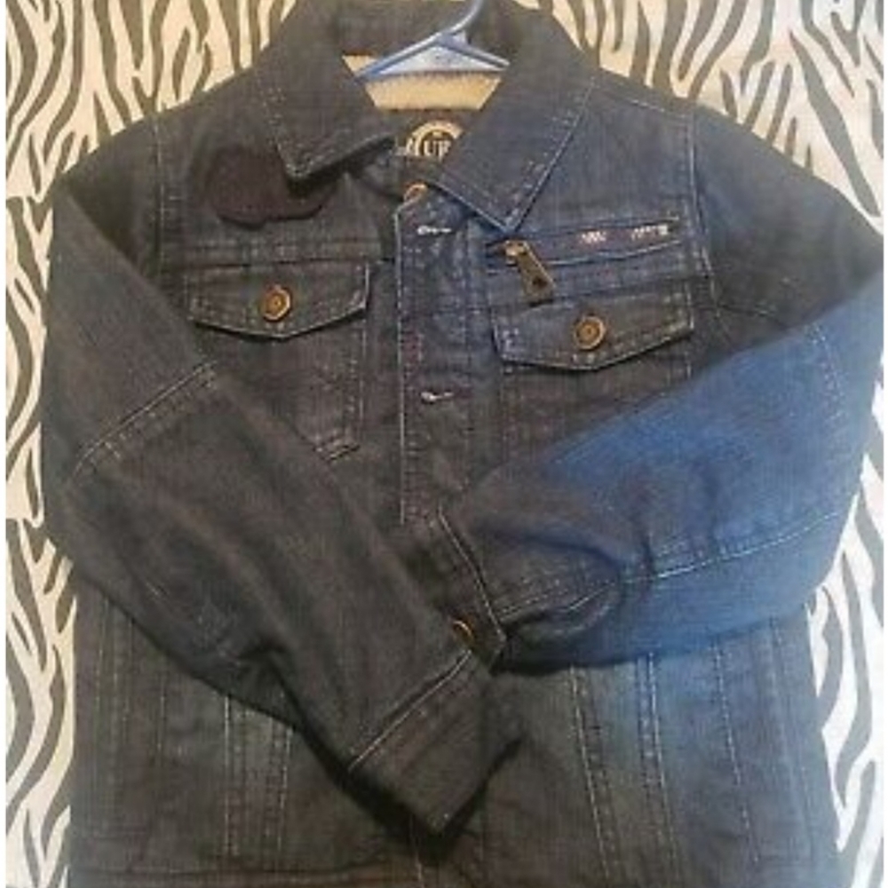 unisex kids jean jacket size M (5-6)
